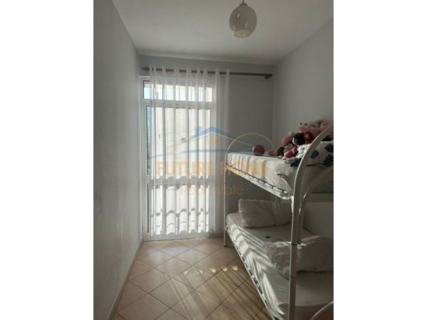 Tirane, jepet me qera 2+1 Kati 2, 83 m² 400 € (Astir)