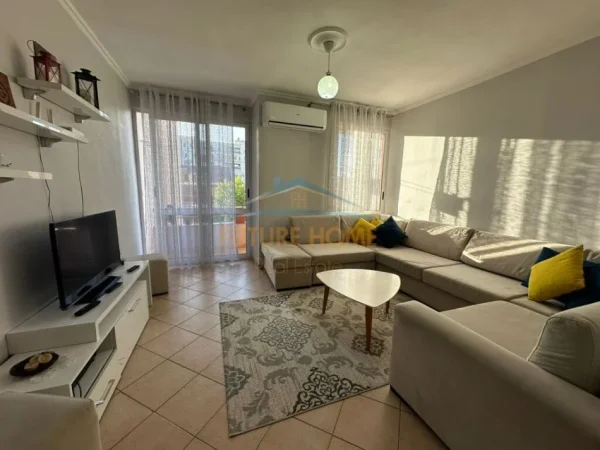 Tirane, jepet me qera 2+1 Kati 2, 83 m² 400 € (Astir)
