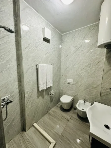 Mali Robit, shes apartament 1+1+Ballkon Kati 3, 52 m² 69.000 € (Mali Robit, Kavaje)