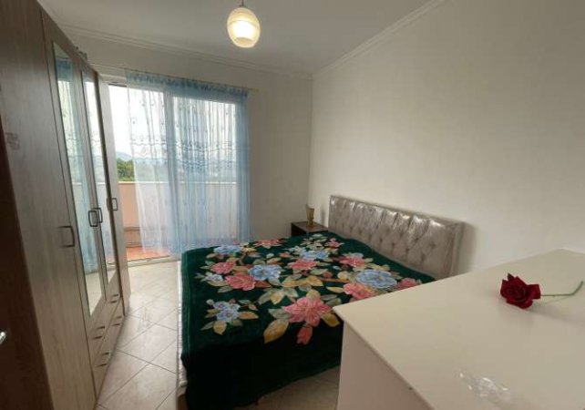 Tirane, shitet apartament 1+1 Kati 3, 60 m² 68.000 € (Fresku)