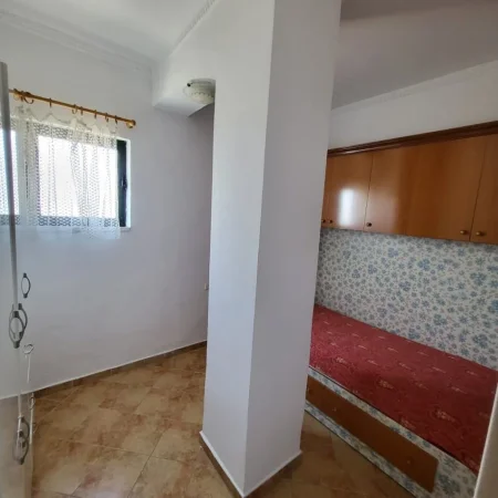 Tirane, jepet me qera apartament 2+1 Kati 8, 87 m² 650 € (Rruga Kavajes)