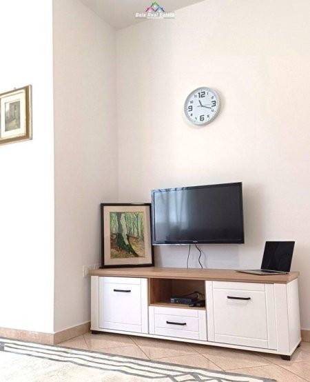 Tirane, jepet me qera apartament 2+1 Kati 4, 80 m² 500 € (vasil shanto)