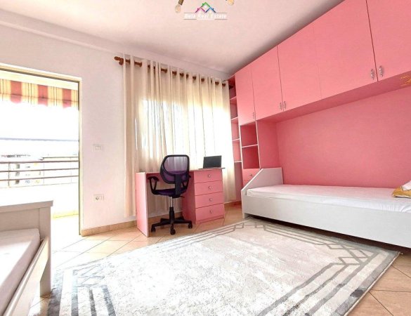 Tirane, jepet me qera apartament 2+1 Kati 4, 80 m² 500 € (vasil shanto)
