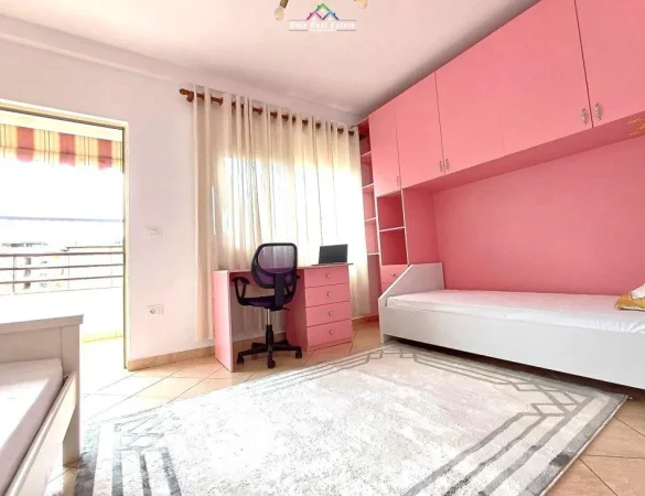 Tirane, jepet me qera apartament 2+1 Kati 4, 80 m² 500 € (vasil shanto)