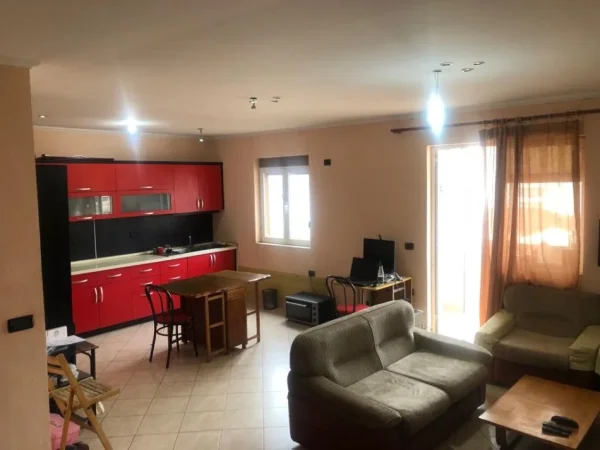 Tirane, jepet me qera apartament 2+1 Kati 6, 400 € ("SIRI KODRA")