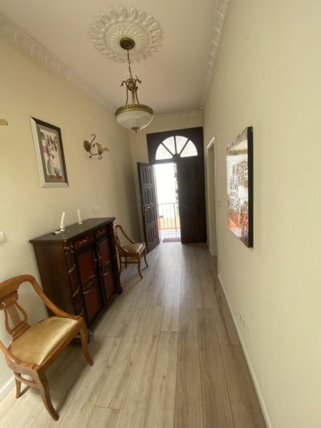 Tirane, jap me qera Vile 1+1+Aneks+Ballkon Kati 3, 100 m² 600 € (Rruga Him Kolli)