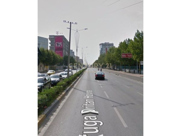 Tirane, shes GODINE KOMERCIALE BIZNESI , 4.264 m² 7.000.000 € (Rr. Dritan Hoxha, Laprakë)