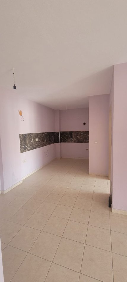 Durres, shitet apartament 1+1+Ballkon , 65 m² 70.000 € 