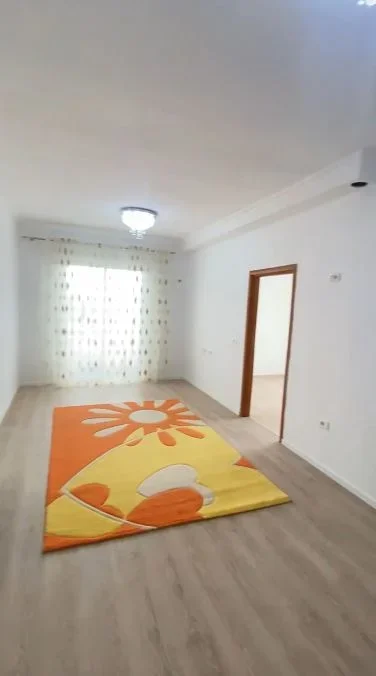 Tirane, shitet apartament 2+1 Kati 2, 73 m² 96.000 € (Fresk)