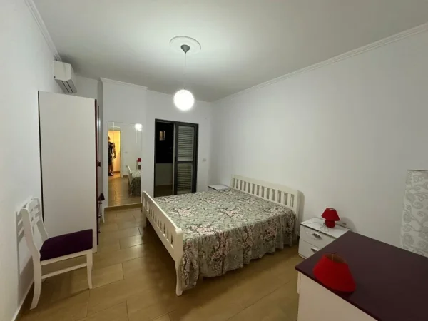 Tirane, jepet me qera apartament 2+1 Kati 7, 90 m² 500 € (Rruga Teodor Keko)