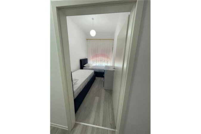 Tirane, jepet me qera apartament 2+1 Kati 4, 90 m² 450 € (Kompleksi Mangalem - Ali Demi)