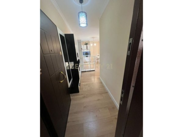 Tirane, jepet me qera apartament 1+1 Kati 2, 66 m² 550 € (liqeni i thate)