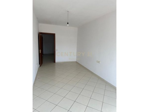 Tirane, jepet me qera apartament 2+1 Kati 5, 95 m² 135.000 € (don bosko)