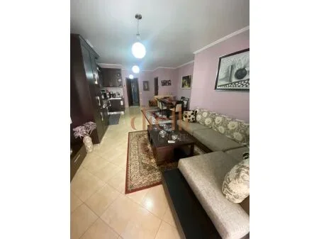Tirane, shitet apartament 3+1+Ballkon Kati 3, 120 m² 170.000 € (Rruga Aleksandri I Madh)