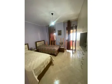 Tirane, shitet apartament 3+1+Ballkon Kati 3, 120 m² 170.000 € (Rruga Aleksandri I Madh)