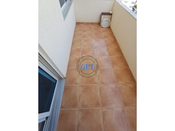 Durres, jepet me qera apartament 3+1+Ballkon Kati 6, 120 m² 400 € (Shkembi i Kavajes)