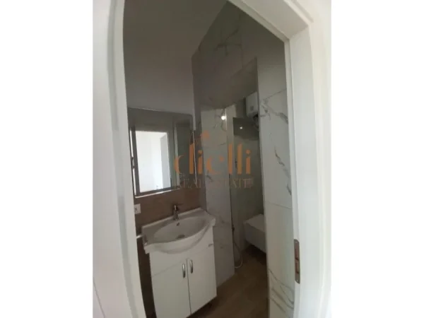 Tirane, shitet garsonier Kati 5, 29 m² 48.000 € 