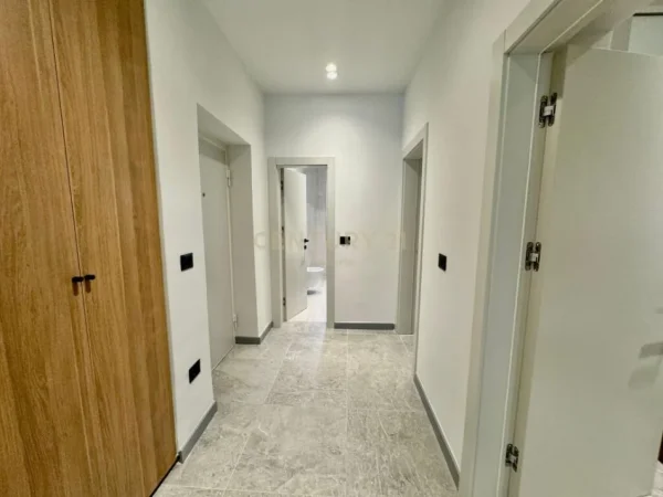 Tirane, jepet me qera apartament 2+1 Kati 1, 117 m² 800 € (Mihal Grameno)