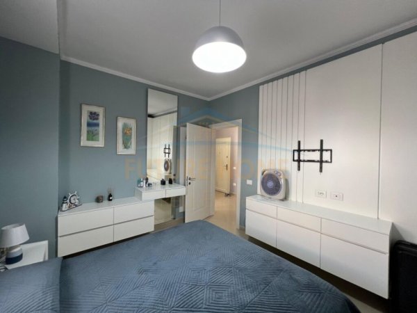Durres, shitet apartament+verande | Penthouse 2+1 Kati 7, 140 m² 120.000 € (SHKEMBI I KAVAJES)