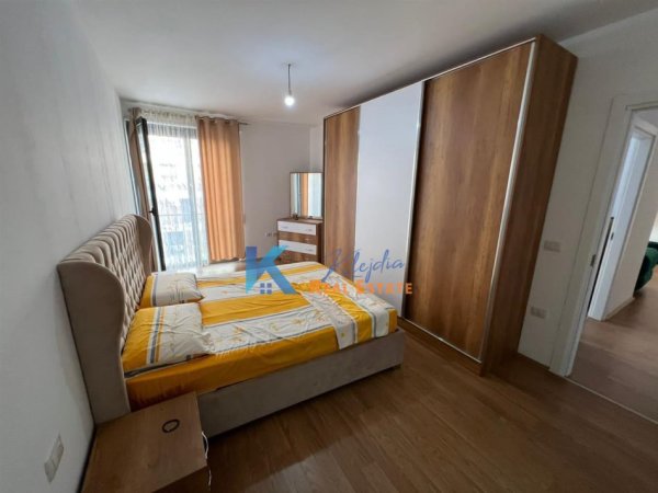 Tirane, jap me qera apartament 2+1+Ballkon Kati 6, 95 m² 600 € (Don Bosko, te kompleksi Fiori di Bosko)