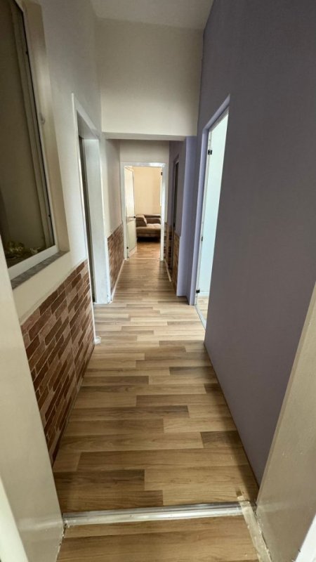 Tirane, jepet me qera shtepi 3+1+Ballkon Kati 1, 120 m² 400 € (Bulevardi bajram curri)