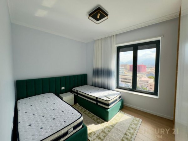 Tirane, jepet me qera apartament 2+1 Kati 8, 100 m² 850 € (bulevardi i ri)