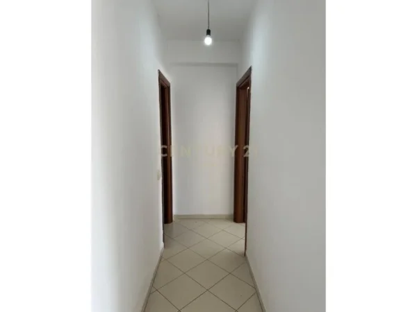Tirane, shitet apartament 2+1 Kati 5, 96 m² 135.001 € 