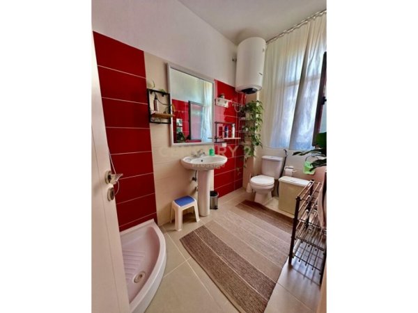 Tirane, jepet me qera apartament 2+1 Kati 1, 110 m² 900 € (liqeni i thate)