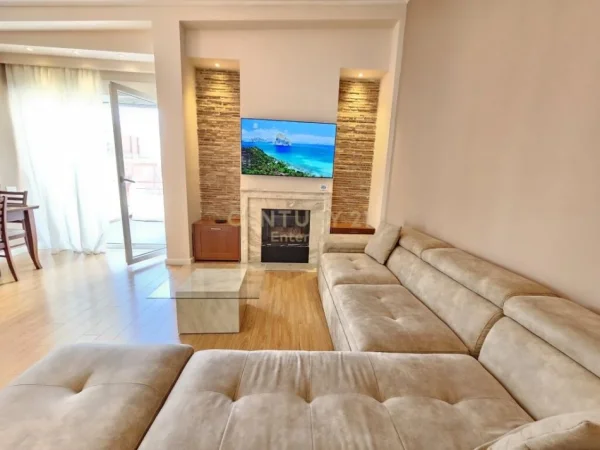 Tirane, shitet apartament 2+1 Kati 7, 84 m² 200.001 € 