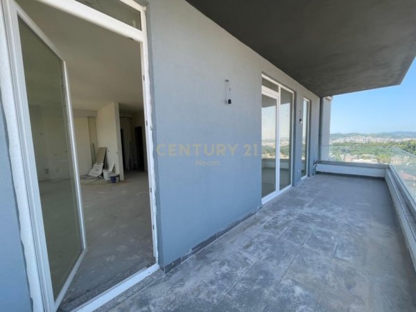 SHITET APARTAMENT 2+1+2+2 POSTE PARKIMI NE SAUK!Neom95961