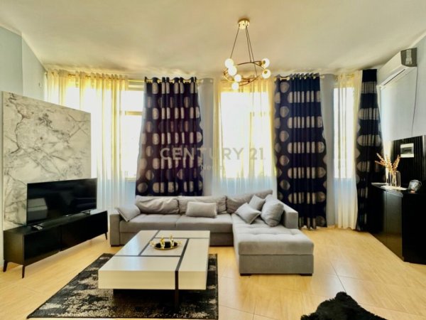 Tirane, jepet me qera apartament 1+1 Kati 1, 63 m² 400 € 