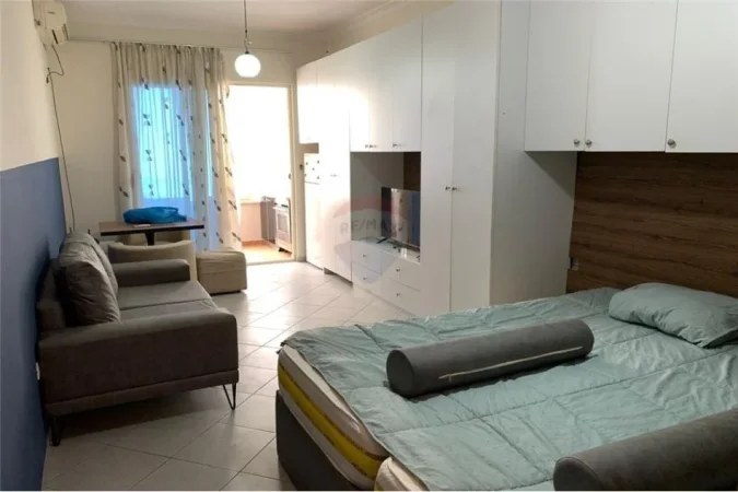 Tirane, jepet me qera apartament 1+1 Kati 5, 34 m² 350 € (astir)