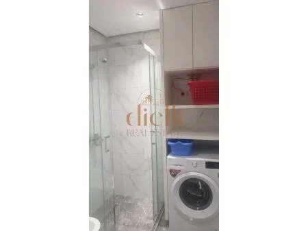 Tirane, jepet me qera apartament 1+1+Ballkon Kati 7, 550 € (Laprake)