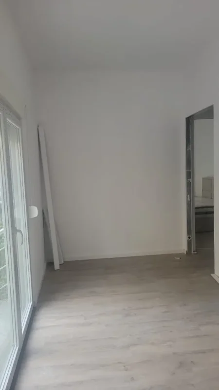 Durres, shitet apartament 2+1 Kati 0, 66 m² 125.000 € 