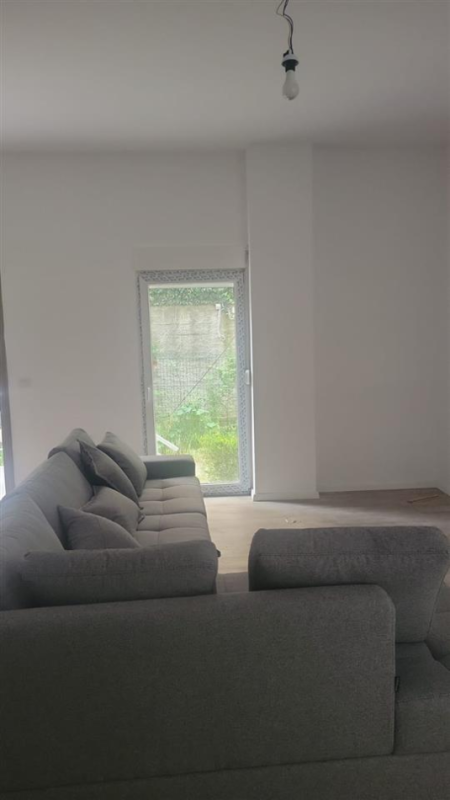 Durres, shitet apartament 2+1 Kati 1, 66 m² 125.000 € (Shkembi Kavajes, Durres)