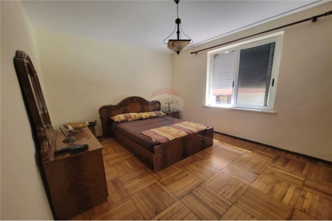 Tirane, jepet me qera apartament 2+1 Kati 2, 70 m² 400 € (BABE REXHA - 21 Dhjetori)