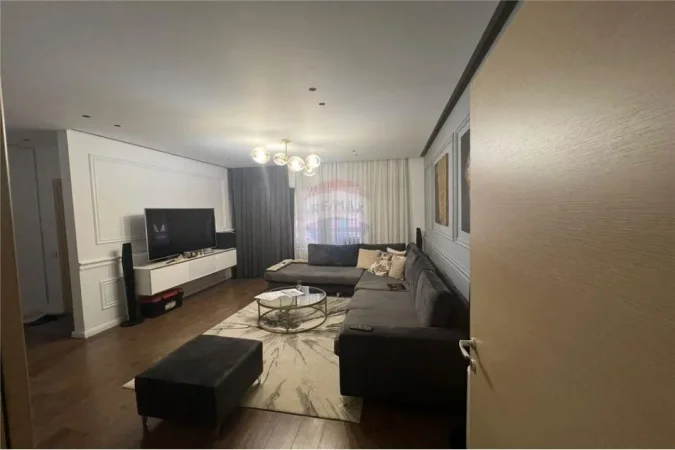 Tirane, shitet apartament 2+1 Kati 5, 114 m² 200.000 € (Rr. "Nexho Konomi" - Green City - Fusha e Aviacionit)