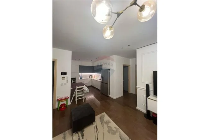 Tirane, shitet apartament 2+1 Kati 5, 114 m² 200.000 € (Rr. "Nexho Konomi" - Green City - Fusha e Aviacionit)