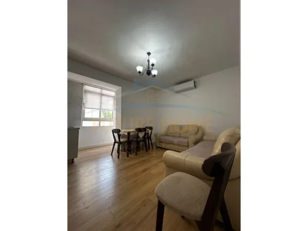 Tirane, shitet apartament 2+1+Aneks+Ballkon Kati 2, 73 m² 160.000 € (mine peza)