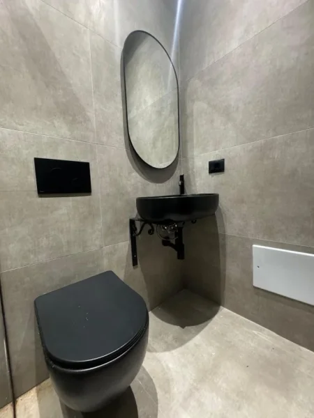 Tirane, shitet garsonier 1+1 Kati 2, 47 m² 178.000 € (Blloku)