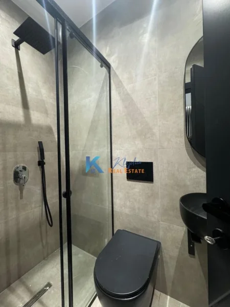 Tirane, shitet apartament 1+1 Kati 2, 46 m² 178.000 € (Pallatet Agimi)