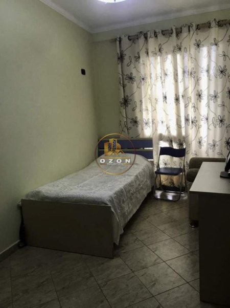 Tirane, jepet me qera apartament 2+1+BLK Kati 4, 90 m² 370 Euro (Rruga " Todi Shkurti ")