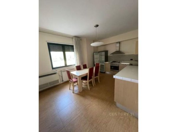 Tirane, shitet apartament 2+1+BLK Kati 3, 141 m² 245.000 Euro (liqeni)
