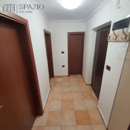 Tirane, jepet me qera apartament 2+1+BLK Kati 2, 105 m² 800 Euro (Rruga ''Nikolla Tupe'')