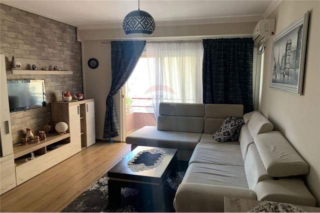 Tirane, jepet me qera apartament 2+1 Kati 4, 75 m² 450 Euro (don bosko)