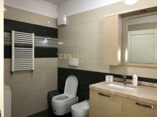 Tirane, jepet me qera apartament 2+1+A+BLK Kati 5, 103 m² 700 Euro (Marko Bocari)