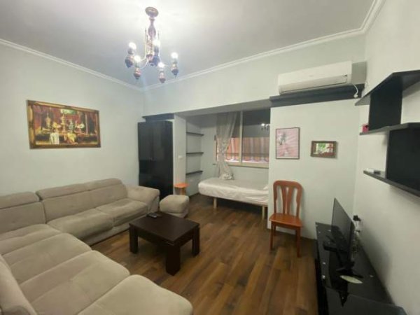 Apartament 2+1 me qira Blloku i Ambasadave Rr. Kavajes