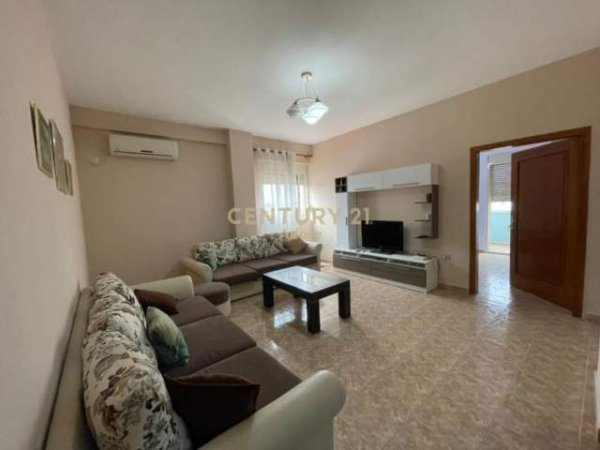 Tirane, jepet me qera apartament 2+1+BLK Kati 6, 94 m² 430 Euro (Don Bosko)