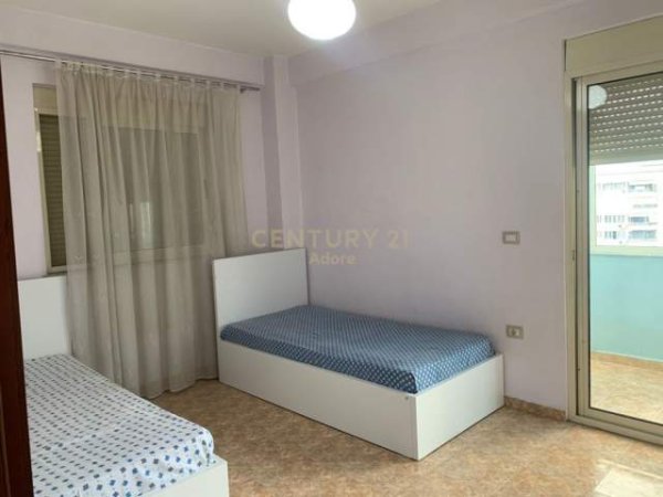 Tirane, jepet me qera apartament 2+1+BLK Kati 6, 94 m² 430 Euro (Don Bosko)