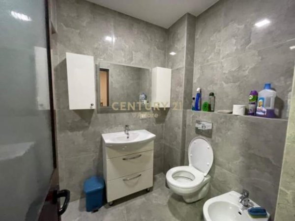 Tirane, jepet me qera apartament 2+1+BLK Kati 6, 94 m² 430 Euro (Don Bosko)